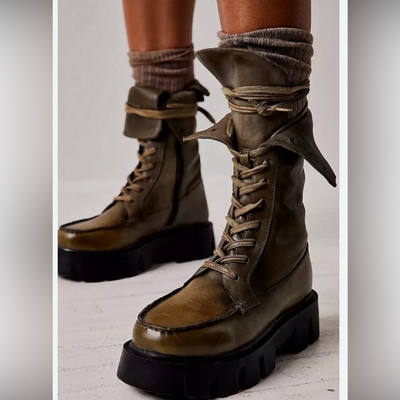 Free People Jones Lug Sole Leather Lace Up Boots in Artichoke. NEW - Picture 2 of 9